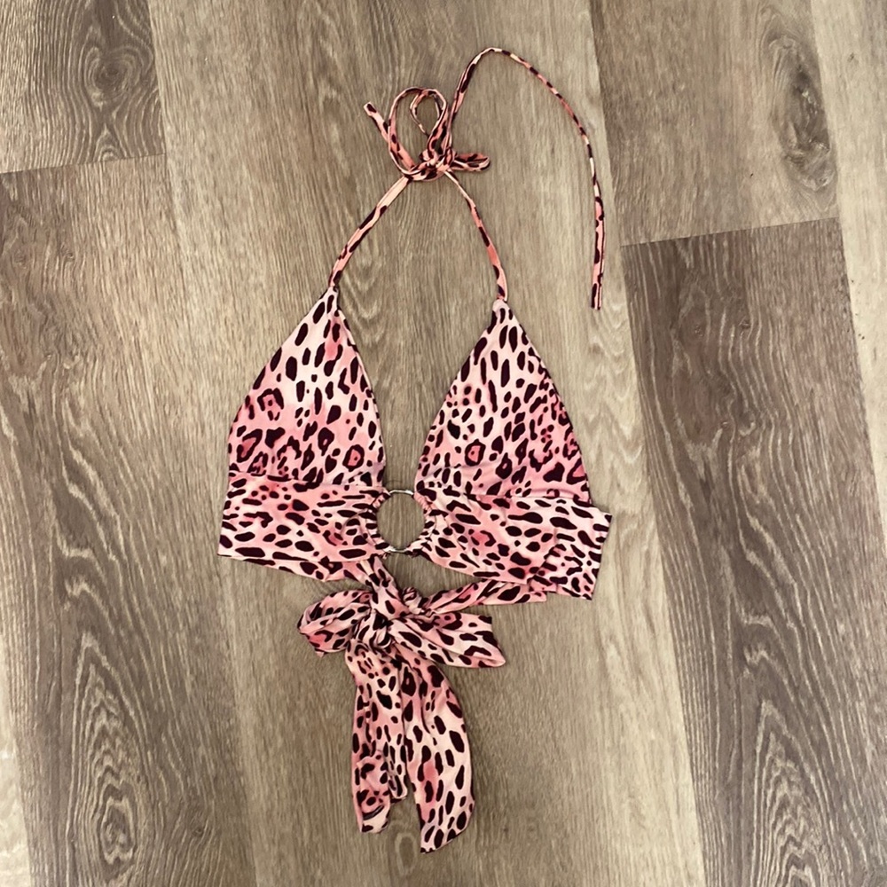 Super soft pink leopard halter top